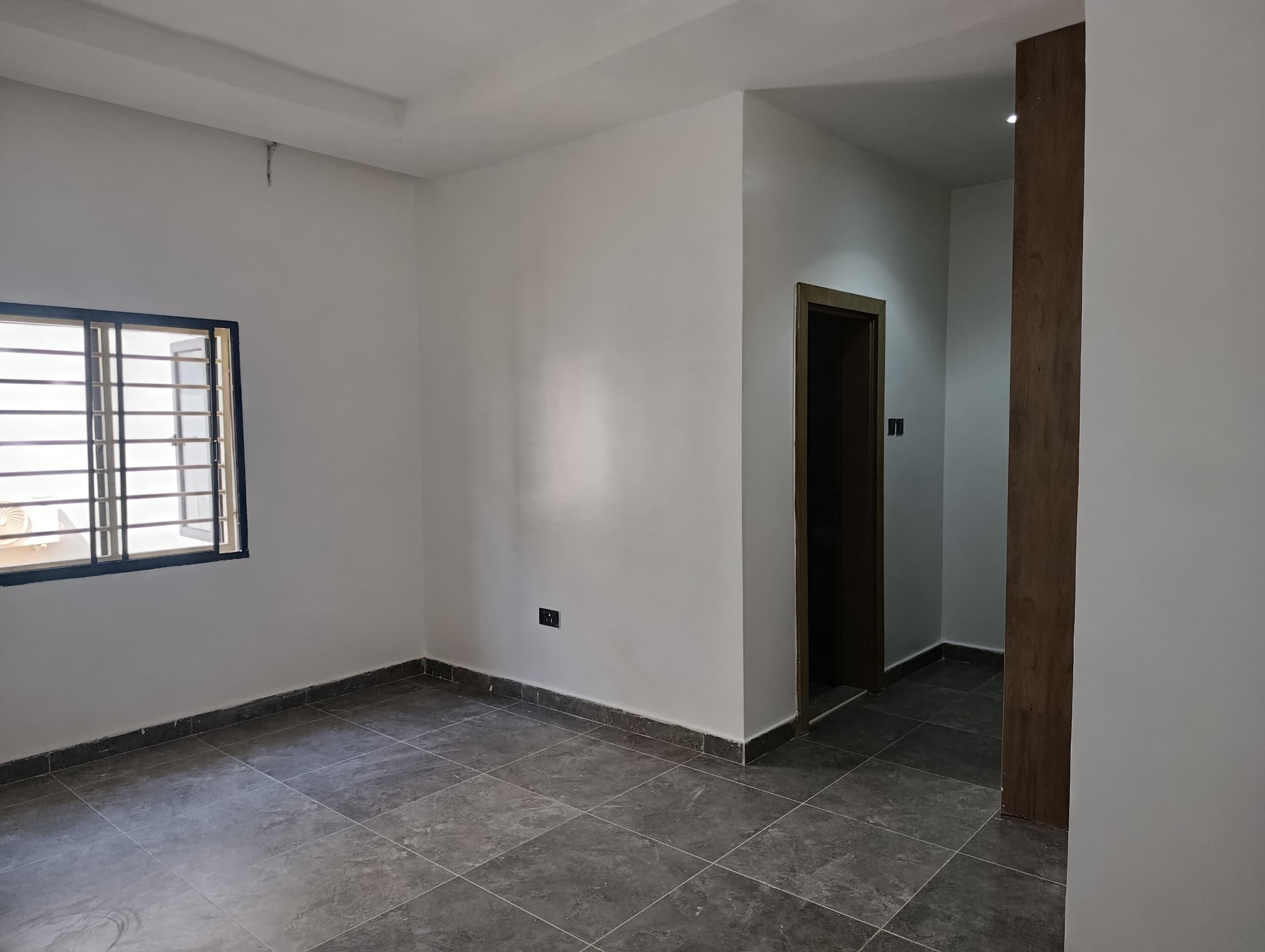 4-Bedroom Terrace Duplex with BQ & Inverter – Abuja