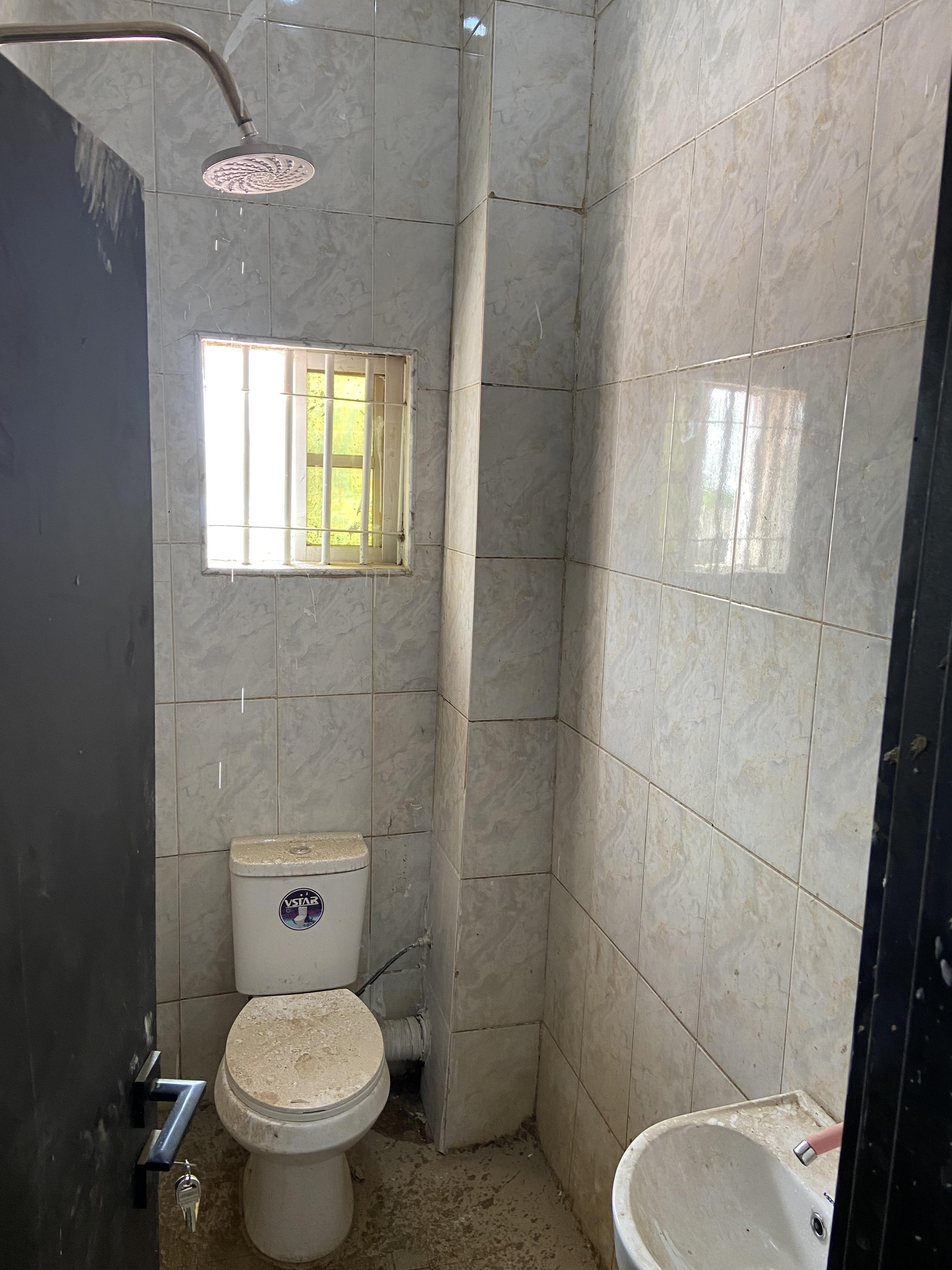 1 bedroom flat (Unit 2)